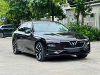 Xe VinFast Lux A 2.0 Premium 2.0 AT 2021