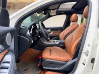 Xe Mercedes Benz GLC 300 4Matic 2017