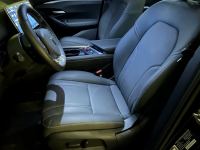 Xe VinFast VF7 Eco 2025