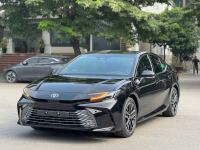 Xe Toyota Camry 2.5 HEV Top 2025