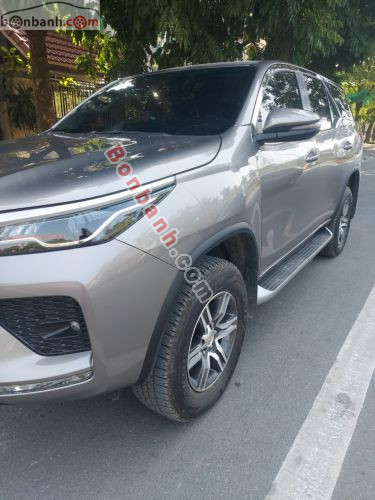 Toyota Fortuner 2.4L 4x2 MT