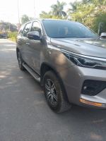 Xe Toyota Fortuner 2.4L 4x2 MT 2022