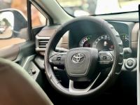 Xe Toyota Innova Cross 2.0 CVT 2024