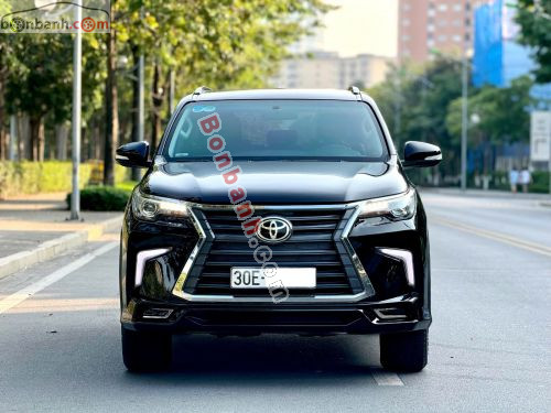 Toyota Fortuner 2.7V 4x4 AT 2017