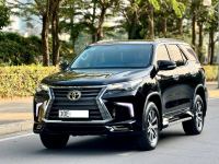 Xe Toyota Fortuner 2.7V 4x4 AT 2017