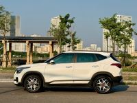 Xe Kia Seltos Luxury 1.4 AT 2021