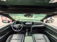 Xe Toyota Camry 2.0Q 2024