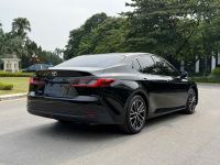 Xe Toyota Camry 2.0Q 2024