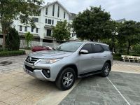 Xe Toyota Fortuner 2.7V 4x2 AT 2017