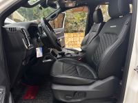 Xe Ford Everest Platinum 2.0L 4x4 AT 2025