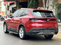 Xe VinFast Lux SA 2.0 Base 2.0 AT 2021