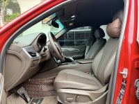 Xe VinFast Lux SA 2.0 Base 2.0 AT 2021