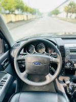 Xe Ford Everest 2.5L 4x4 MT 2013