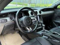 Xe Ford Mustang 2.3 EcoBoost Premium Convertbile 2020