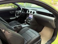 Xe Ford Mustang 2.3 EcoBoost Premium Convertbile 2020