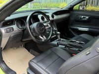 Xe Ford Mustang 2.3 EcoBoost Premium Convertbile 2020