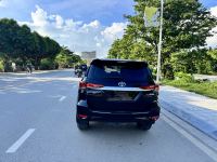 Xe Toyota Fortuner 2.4G 4x2 MT 2019