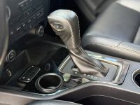 Xe Ford Everest Titanium 2.0L 4x2 AT 2019