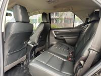 Xe Toyota Fortuner 2.4L 4x2 AT 2022