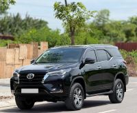 Xe Toyota Fortuner 2.4G 4x2 AT 2021