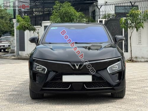 VinFast VF7 Plus AWD 2024