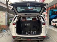 Xe Kia Carnival Signature 2.2D 2024