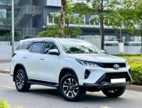 Xe Toyota Fortuner Legender 2.4L 4x2 AT 2022