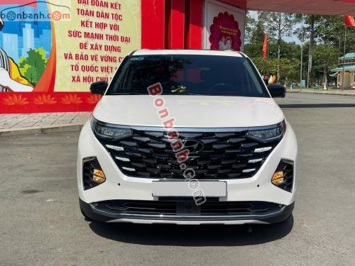 Hyundai Custin Cao Cấp 2.0T 2023
