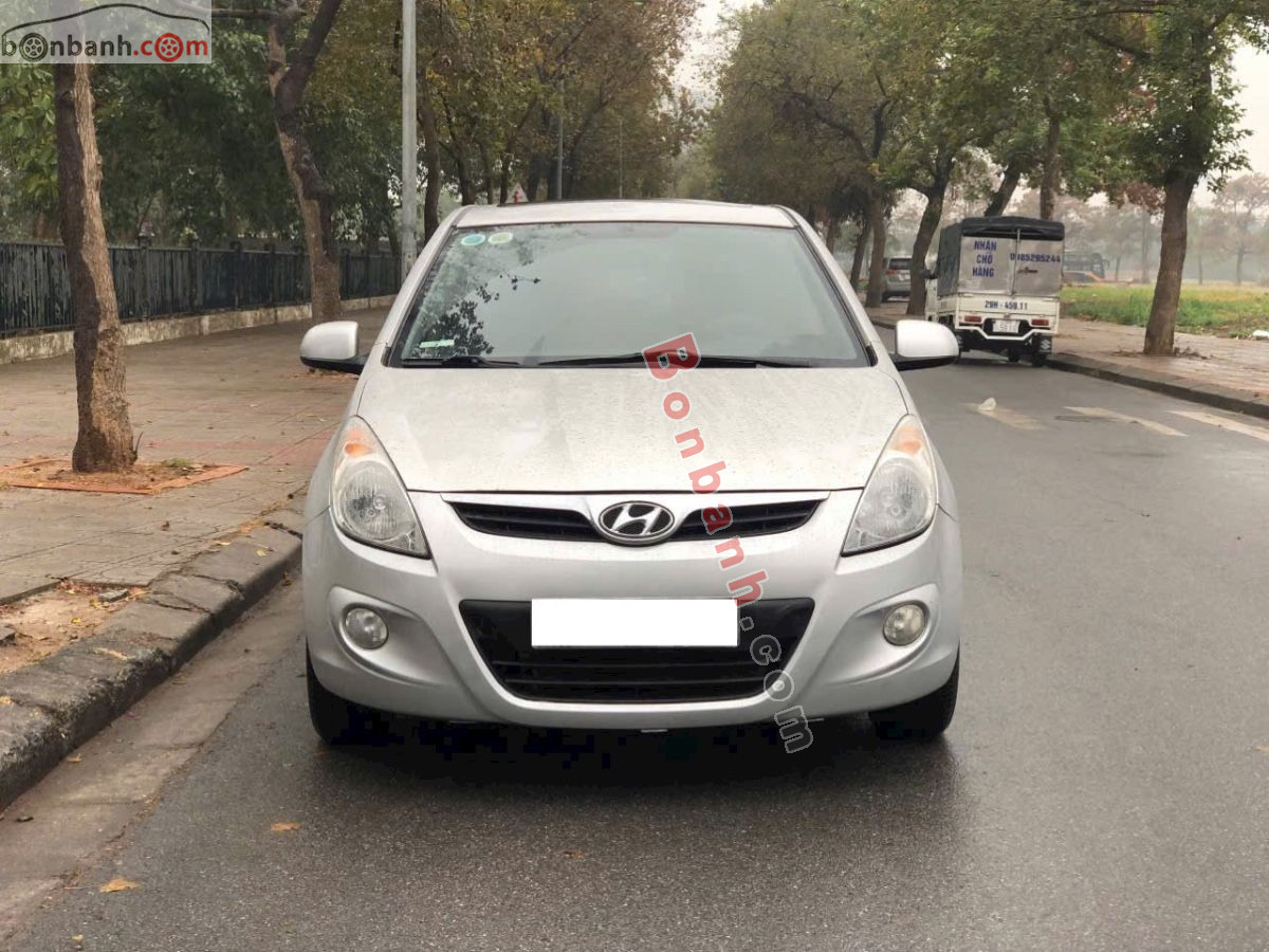 Hyundai i20 1.4 AT 2012