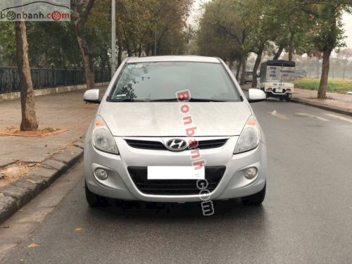 Hyundai i20 1.4 AT 2012