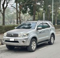 Xe Toyota Fortuner 2.5G 2011