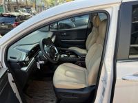 Xe Hyundai Custin Cao Cấp 2.0T 2025