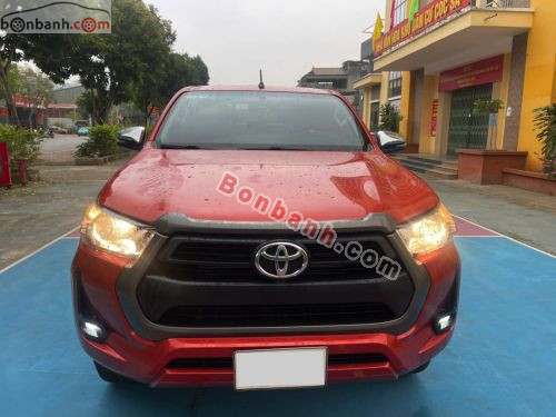 Toyota Hilux 2.4L 4x2 AT