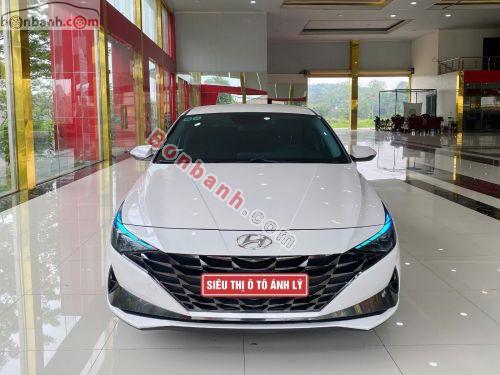 Hyundai Elantra 1.6 AT Đặc biệt
