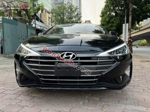 Hyundai Elantra 1.6 MT