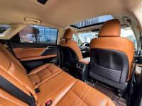 Xe Lexus RX 300 2021