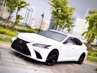 Xe Lexus ES 250 F Sport 2022