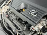 Xe Lexus ES 250 F Sport 2022