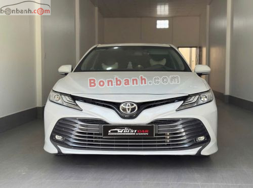 Toyota Camry 2.5Q 2020