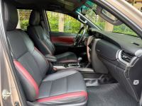 Xe Toyota Fortuner Legender 2.4L 4x2 AT 2022