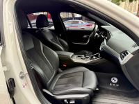 Xe BMW 3 Series 330i M Sport 2022