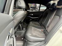 Xe BMW 3 Series 330i M Sport 2022