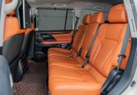 Xe Lexus LX 570 2016