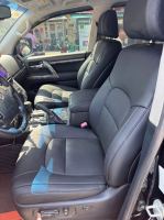 Xe Toyota Land Cruiser VX 4.6 V8 2014