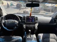 Xe Toyota Land Cruiser VX 4.6 V8 2014