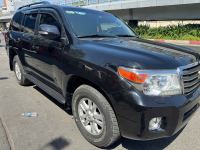 Xe Toyota Land Cruiser VX 4.6 V8 2014