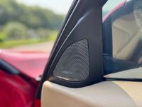 Xe BMW 3 Series 320i 2012