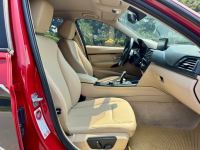Xe BMW 3 Series 320i 2012