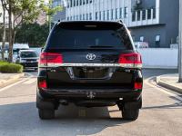 Xe Toyota Land Cruiser VX 4.6 V8 2015