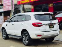 Xe Ford Everest Titanium 2.0L 4x2 AT 2019